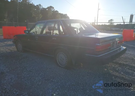 1988 Toyota Cressida Luxury z USA, uszkodzony, nr VIN JT2MX73E8J0153426